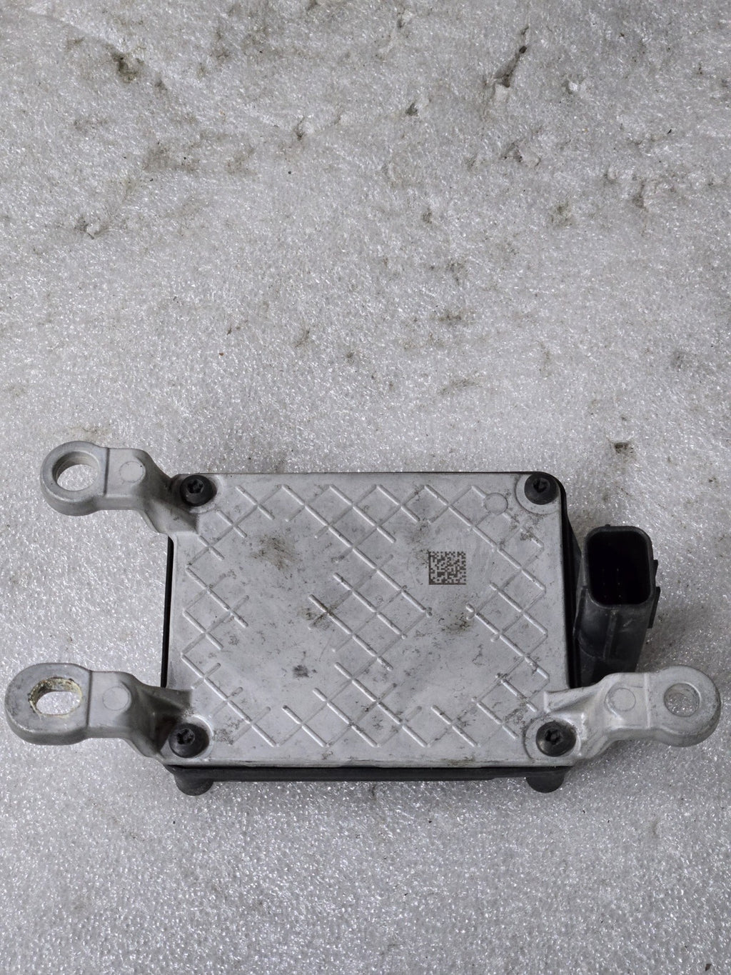 2017-2020 Nissan Rogue  Radar Distance Sensor OEM 28438-5FA1A