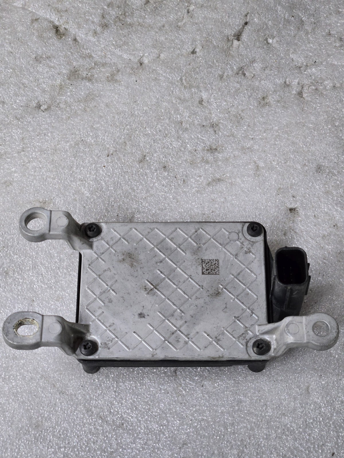 2017-2020 Nissan Rogue  Radar Distance Sensor OEM 28438-5FA1A