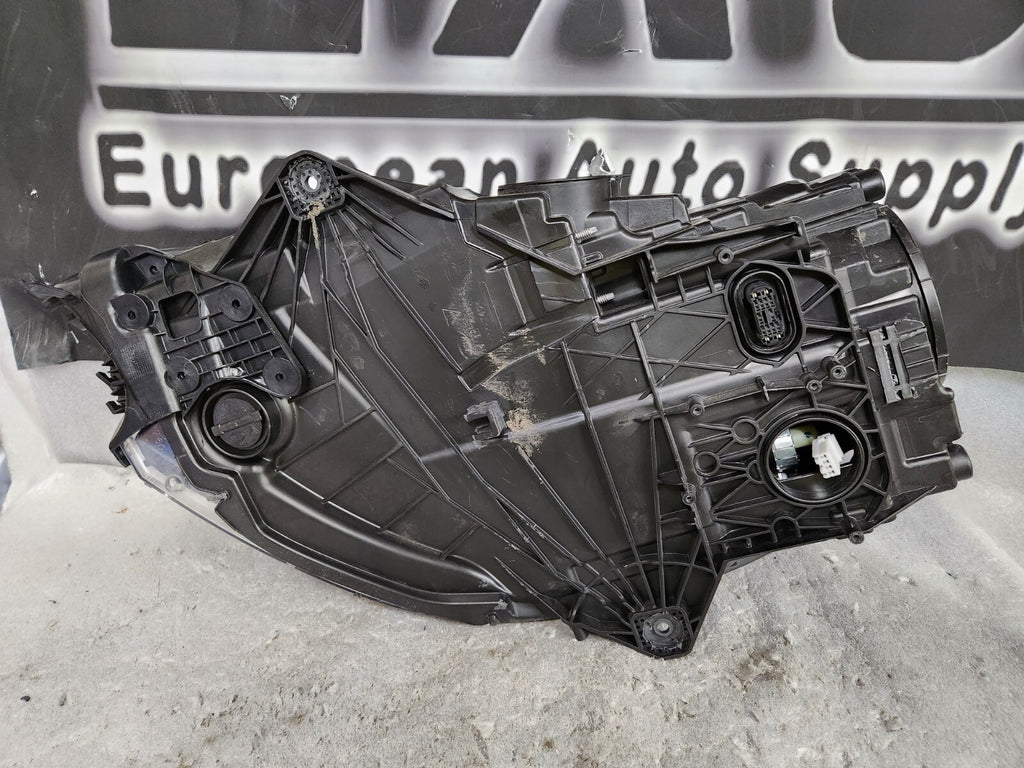 2015 2016 2017 PORSCHE MACAN HEADLIGHT XENON HID RIGHT PASSENGER 95B941032CS OEM