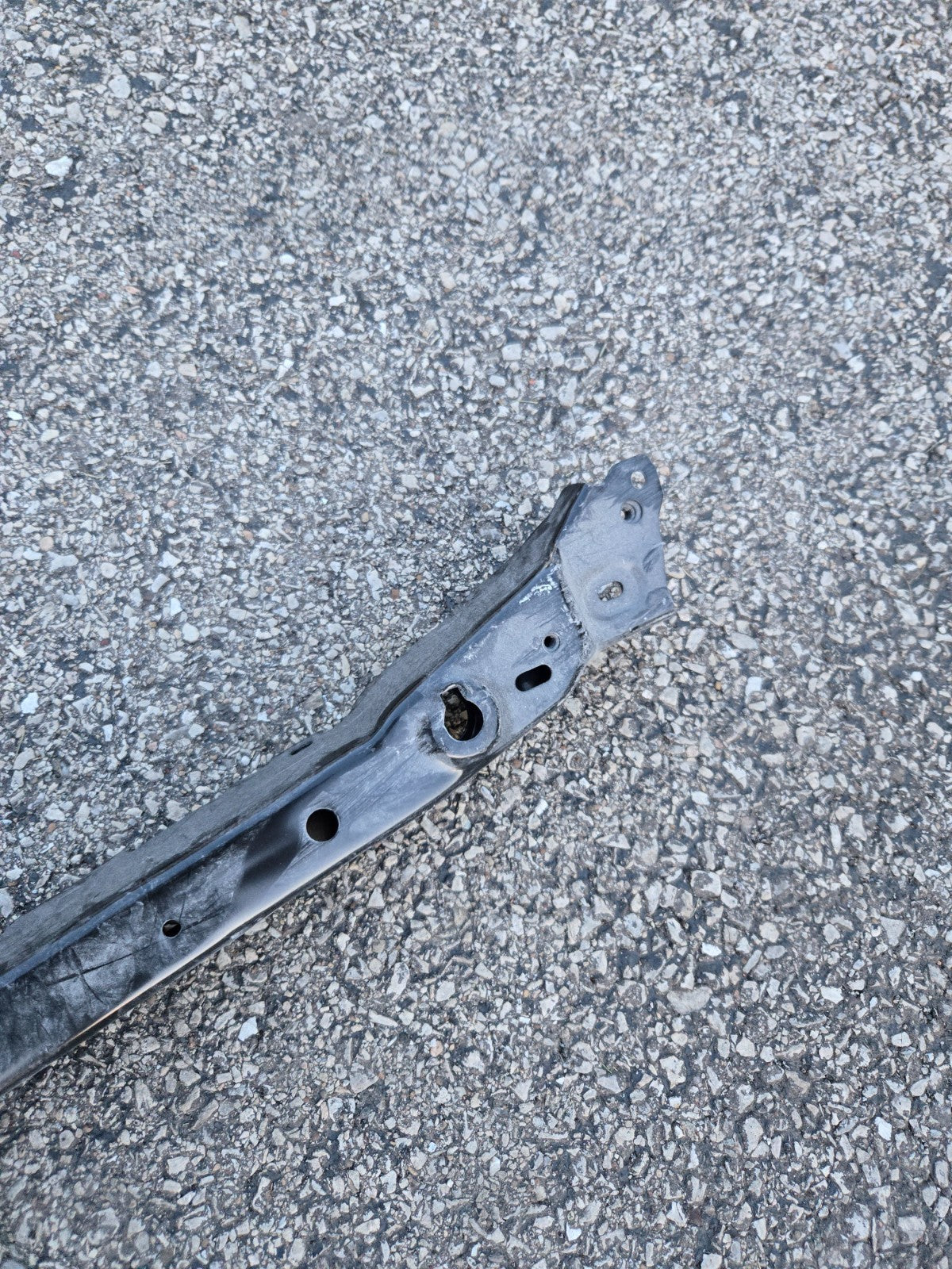 2019-2023 Silverado 1500 LD Radiator Support-Upper Reinforcement 84475288 GM OEM