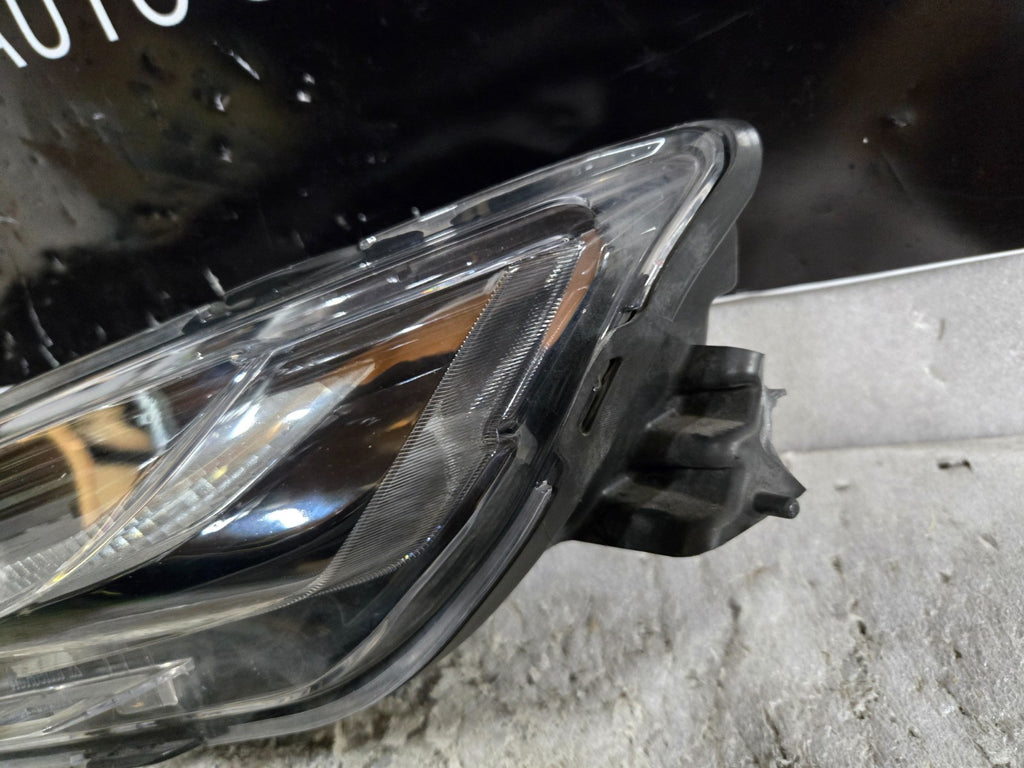 2019-2021 Chevrolet Blazer LED OEM LH Driver Daytime Running Light 84856650