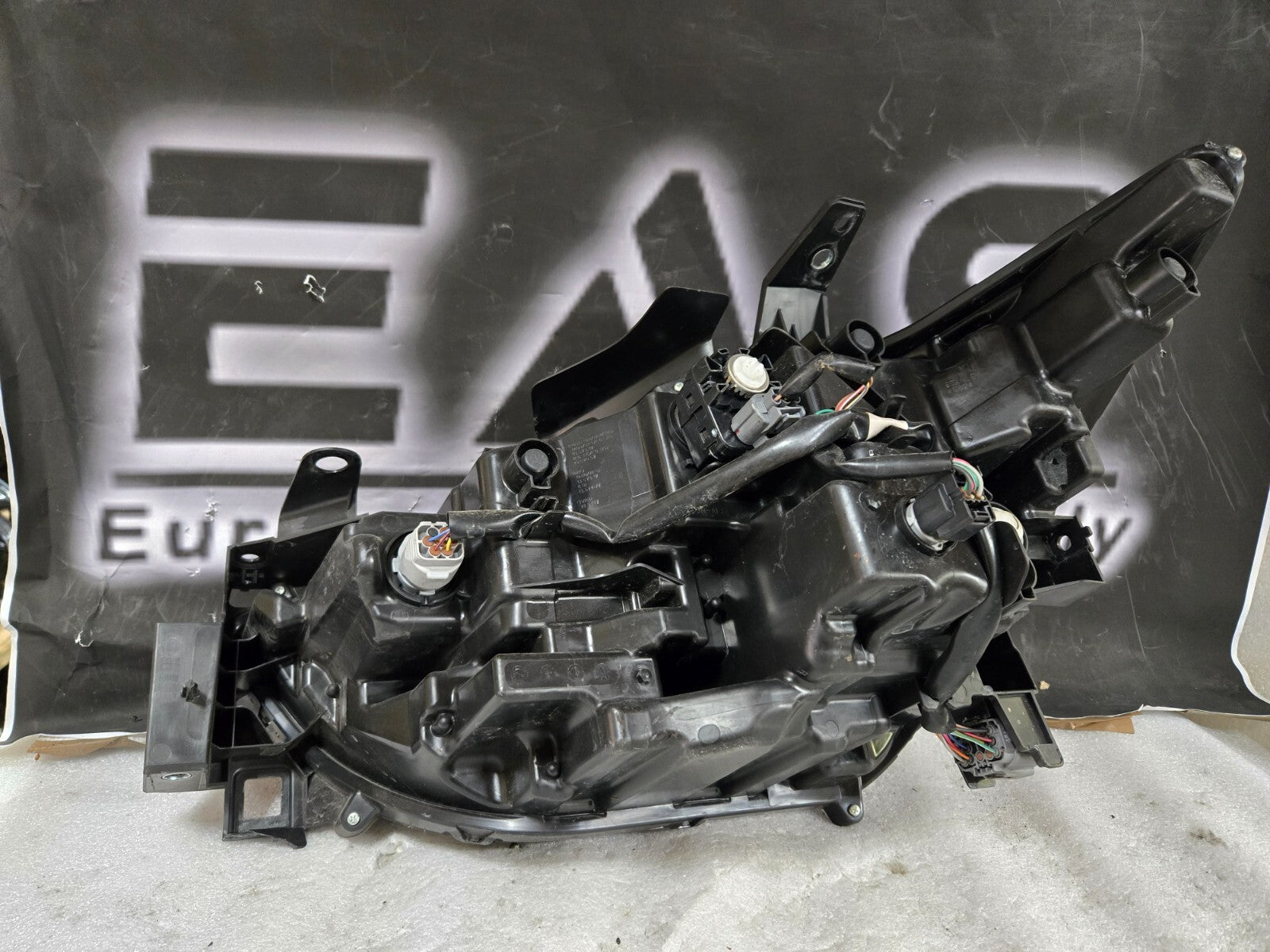 2022-2024 MAZDA CX-5 HEADLIGHT RIGHT PASSENGER SIDE LED NON AFS OEM KSD6-51030