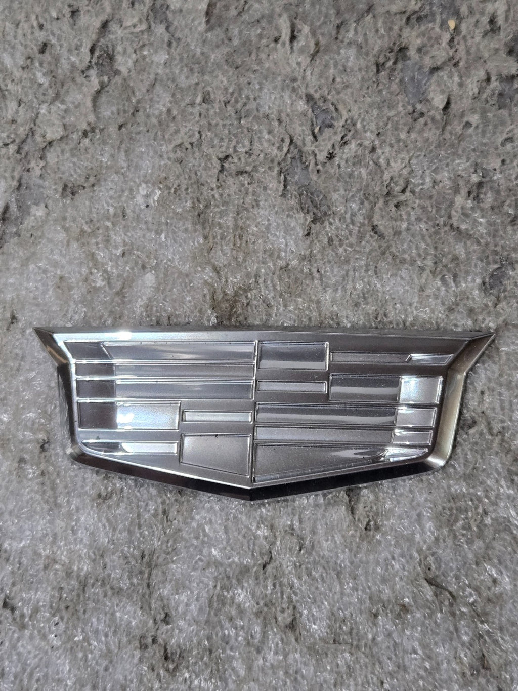 2020 - 2025 CADILLAC CT4 CT5 SIDE FENDER EMBLEM LOGO BADGE SIGN OEM 85535091