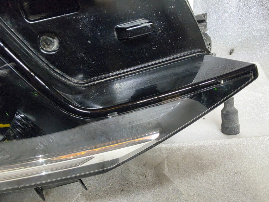 2024 - 2025 Volkswagen Atlas Right RH Base LED Headlight OEM Complete 3CN941082L