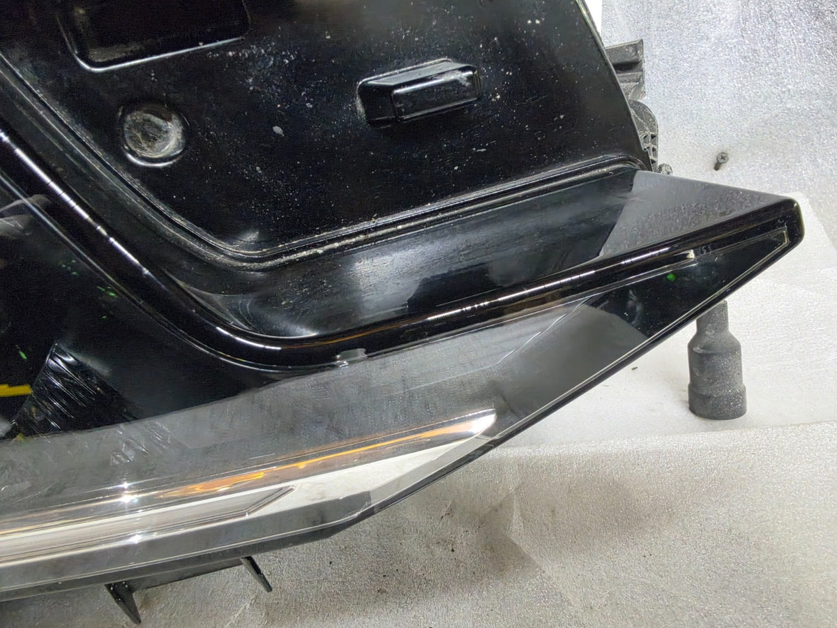 2024 - 2025 Volkswagen Atlas Right RH Base LED Headlight OEM Complete 3CN941082L