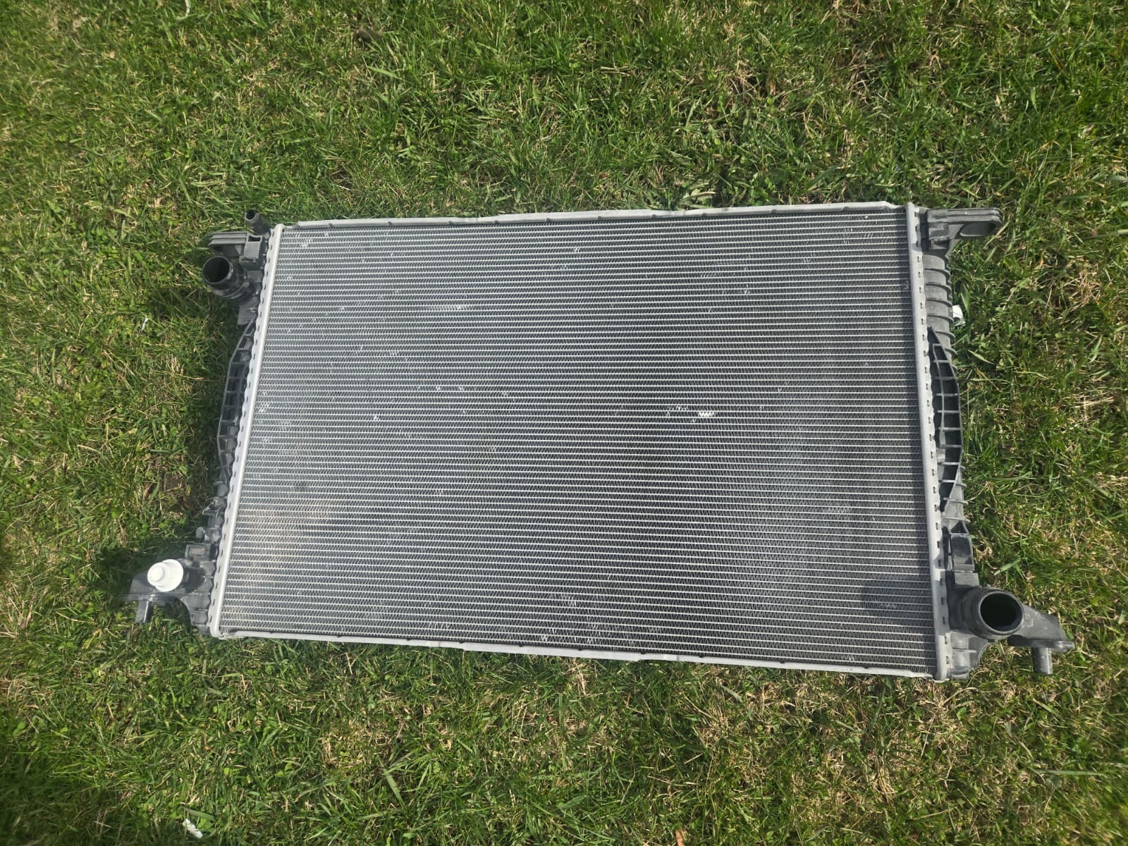 2024 2025 Porsche Cayenne Turbo Engine Cooling Radiator Condenser OEM 4N0121251C
