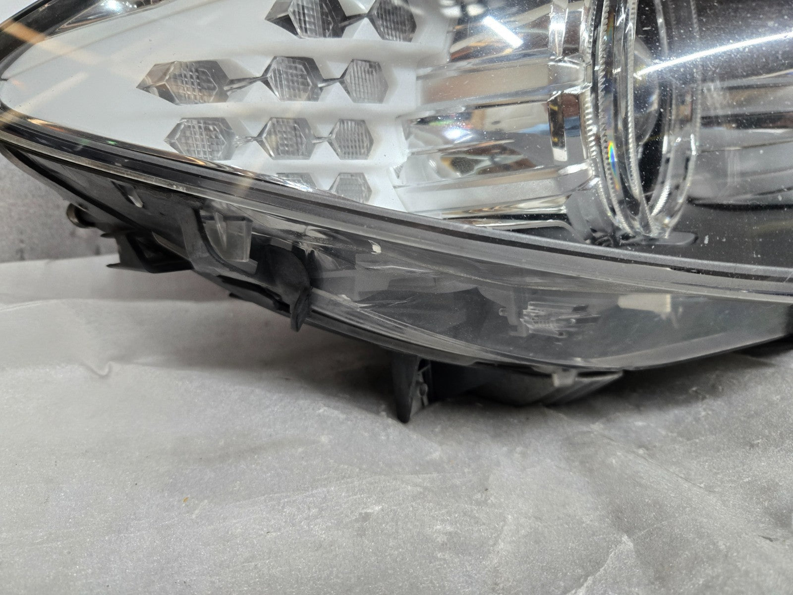 2011-2013 BMW F10 M5 535i 550i RH Right Xenon Headlight OEM Complete 7203256