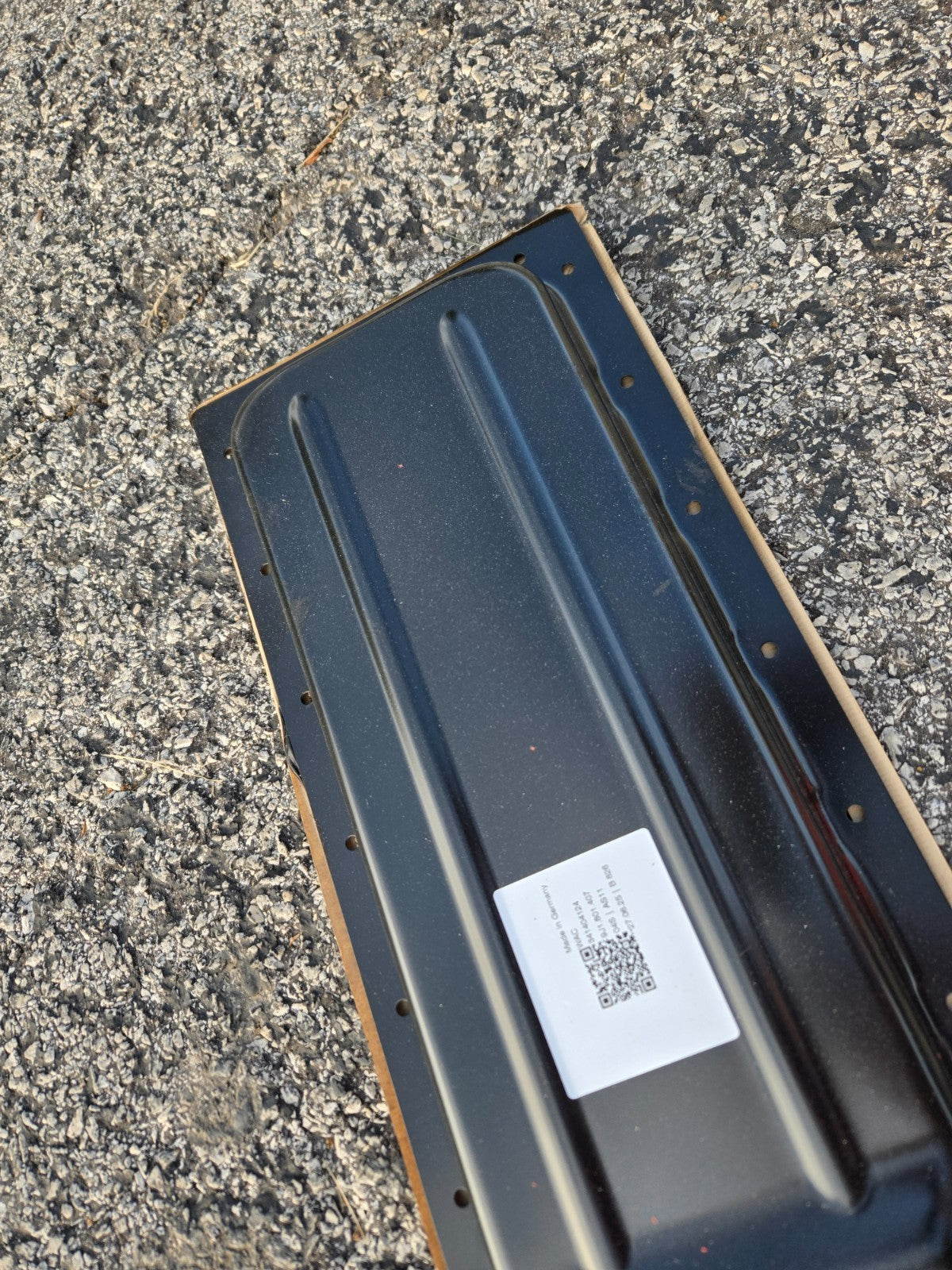 Genuine PORSCHE Taycan Upper Cover Plate 9J1801407 OEM NEW!!