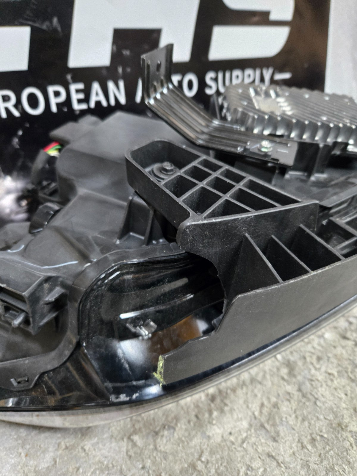 2024-2025 Honda Prologue Left LH Driver Reflector LED Headlight OEM w/ Modules