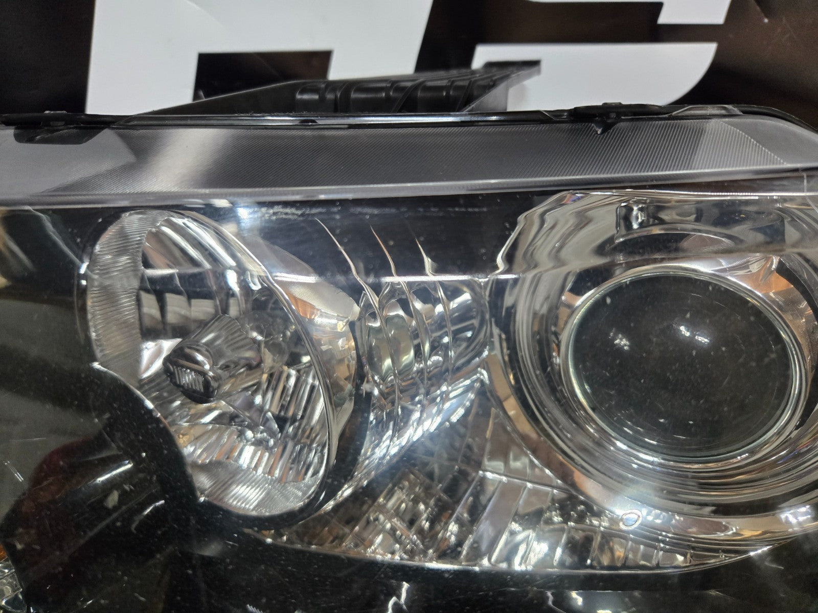 2011 2012 2013 Jeep Grand Cherokee Xenon HID Headlight Left LH Driver Side OEM