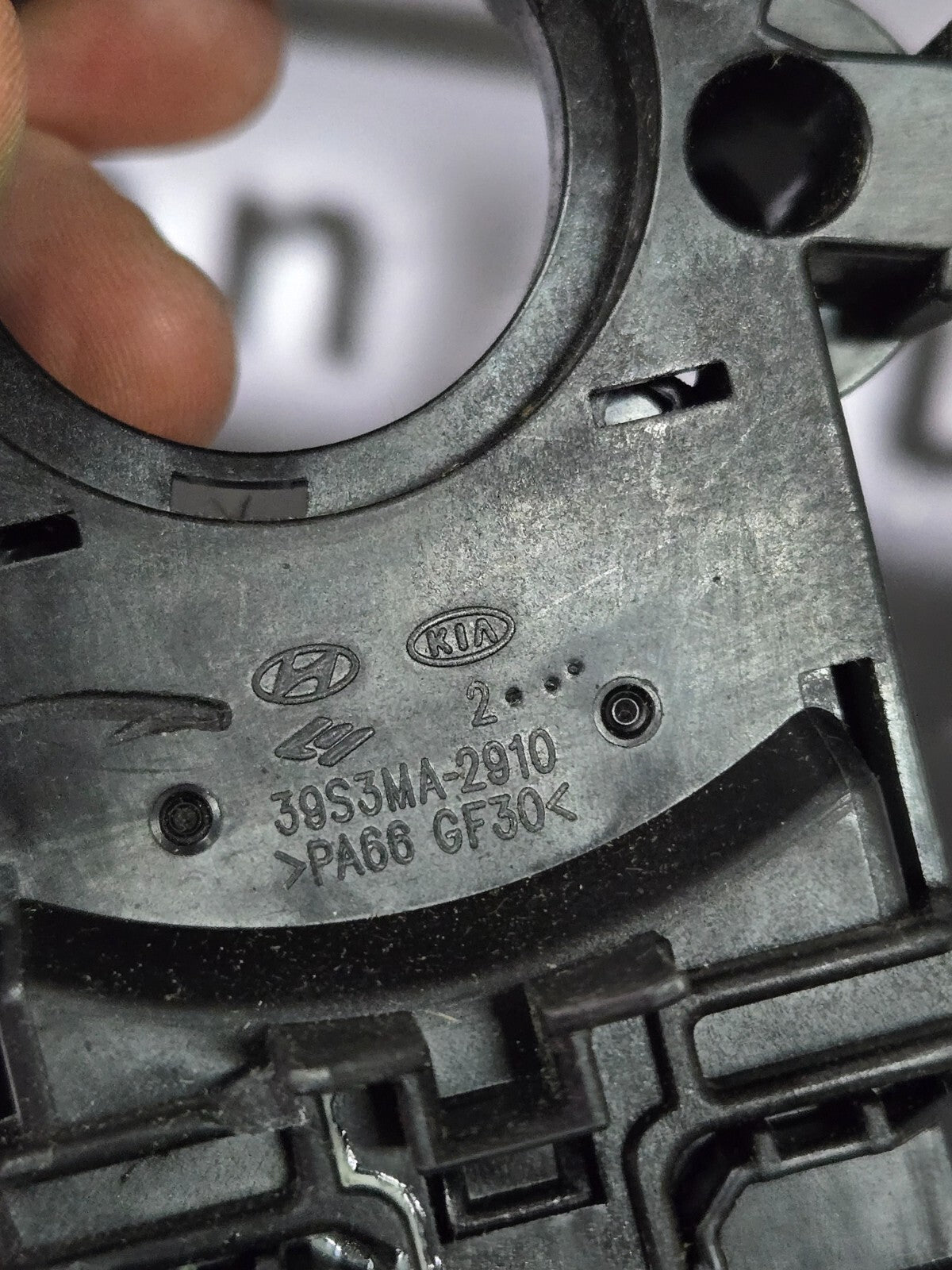 13-18 Hyundai Santa Fe Sport OE Steering Column Lights Wipers Switch 39S3MA-2910