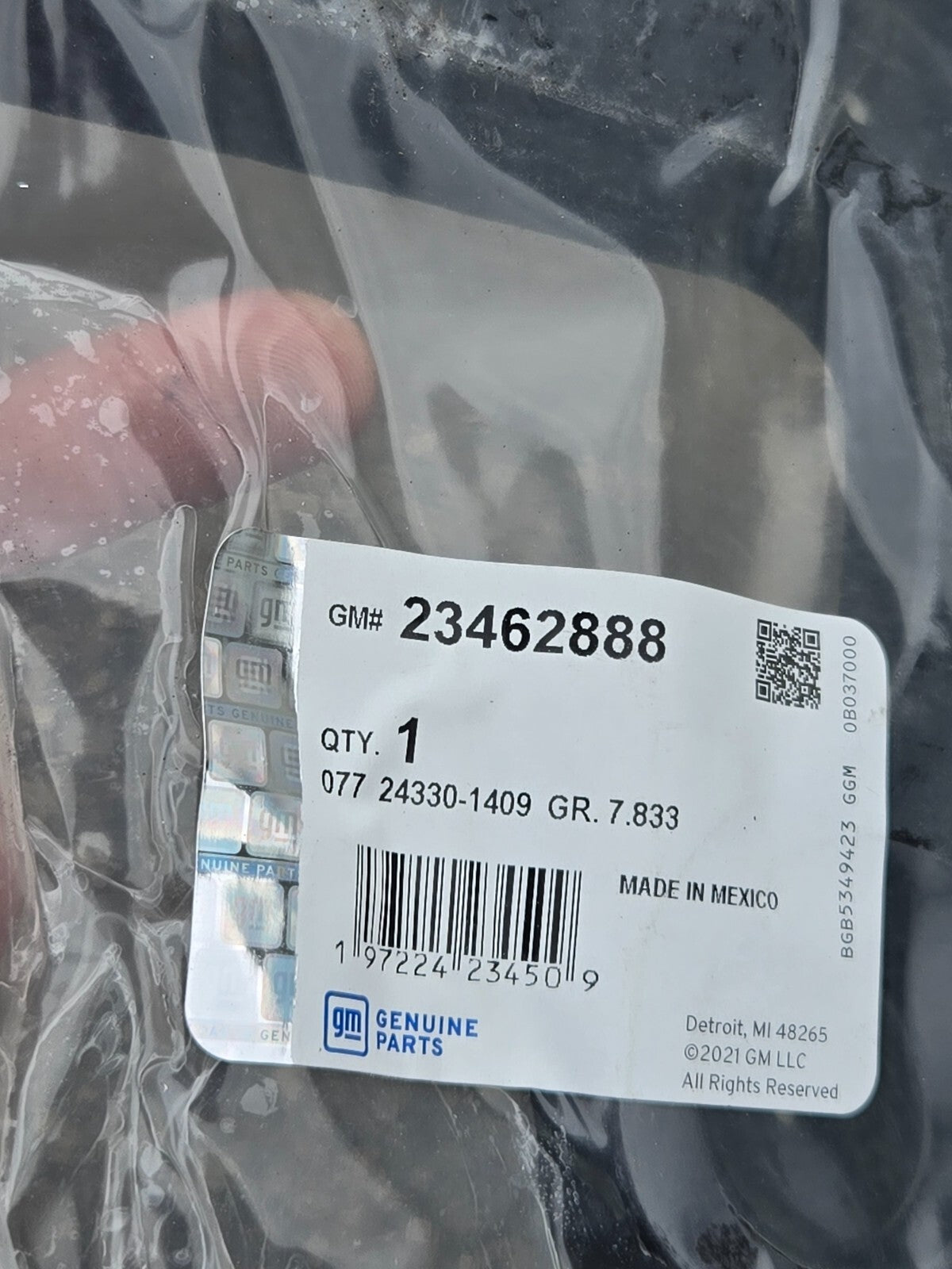 Genuine GM Rear Driver Side Bumper Fascia Guide 23462888 OEM