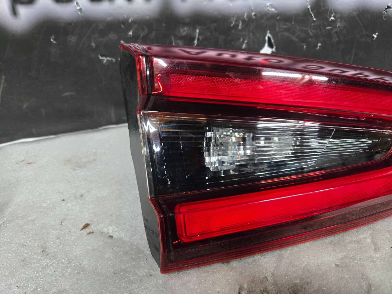 2017-2021 Nissan Quashqai Left LH Driver Side Inner Tail Light Taillight OEM