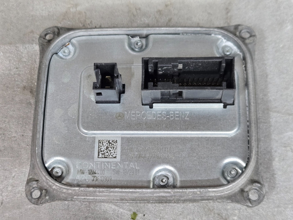 2015-2018 Mercedes Benz C Class W205 C300 LED Headlight Ballast OEM A2059005010