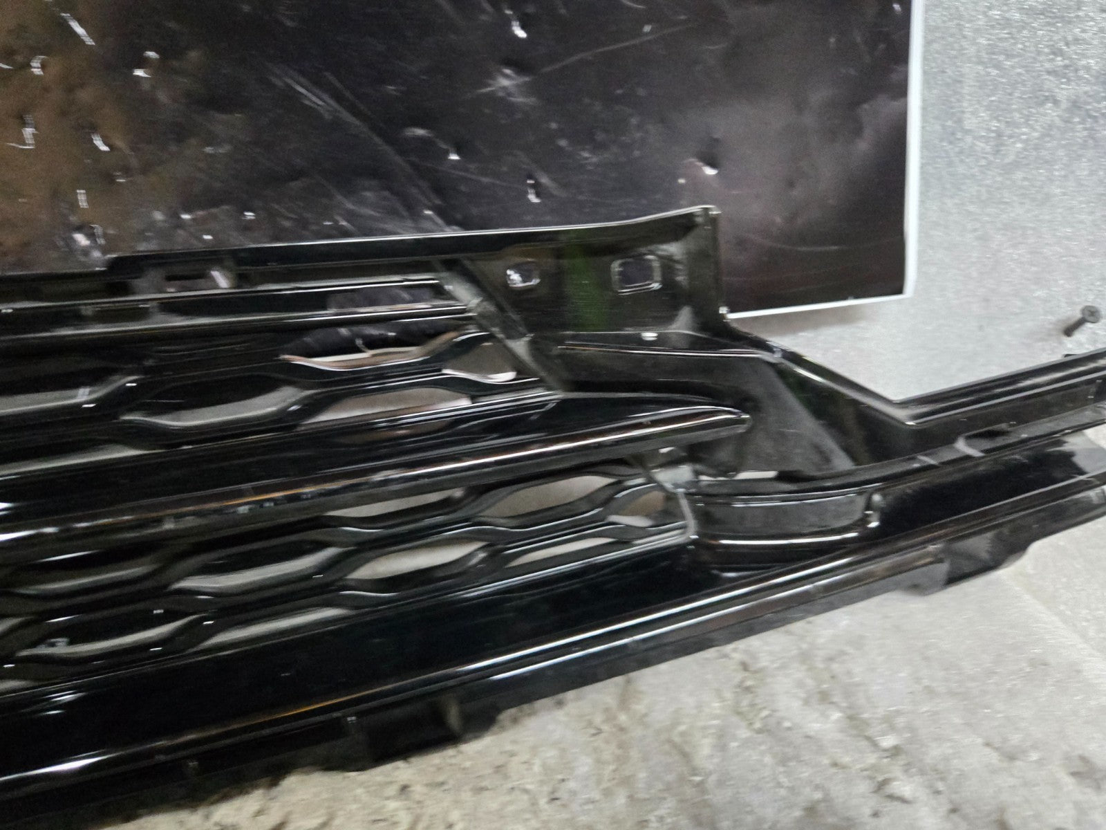 2015-2017 Acura TLX Lower Grille RIGHT RH 71102-TZ3-A20 OEM