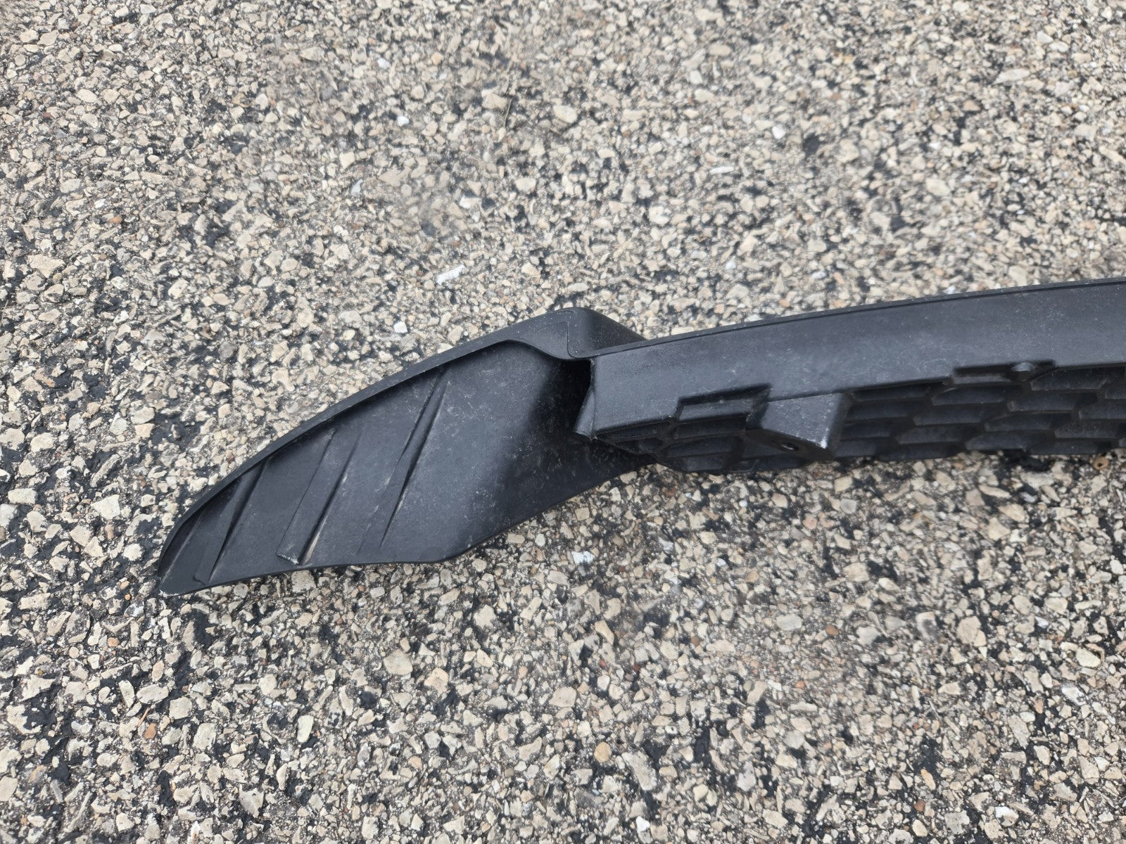 Lamborghini Huracan LP610 Rear Bumper Upper Metal Grille Mesh 4T0807684 OEM