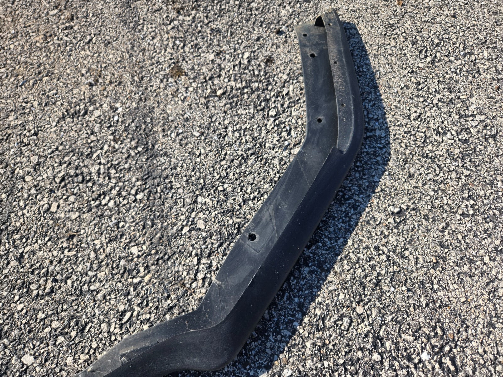 2018 2019 2020 FORD MUSTANG FRONT LOWER BUMPER VALANCE COVER OEM JR3B-17F775