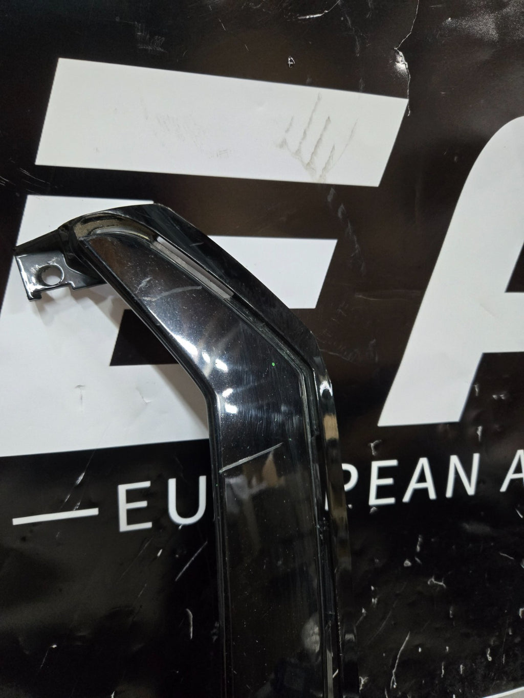 2018-20 Lamborghini Urus Front Bumper Right RH Air Intake Frame 4ML807820 OEM