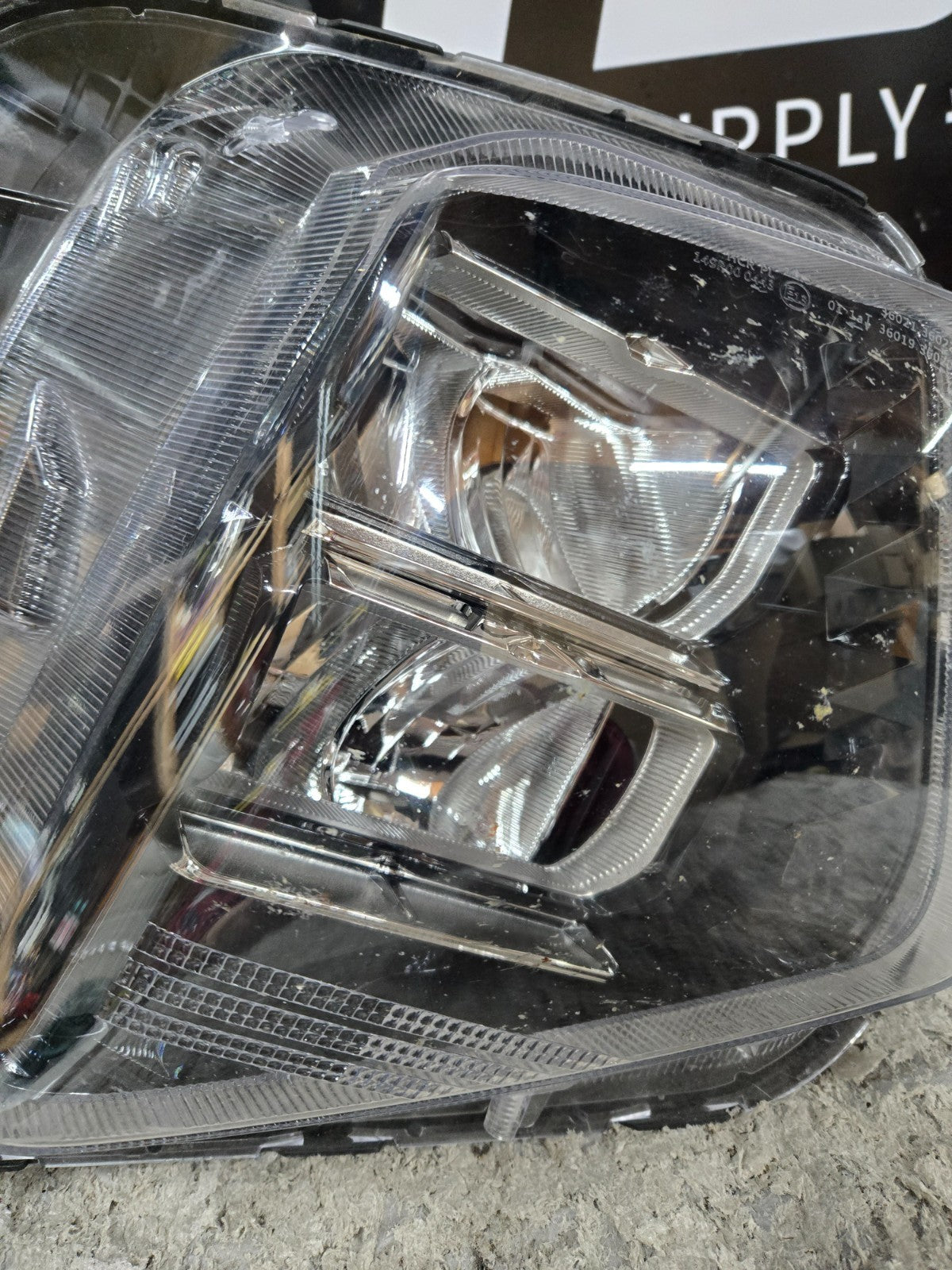 2022-2024 Hyundai Tucson Right RH Headlight Reflector LED 92102-N9 OEM KOREA