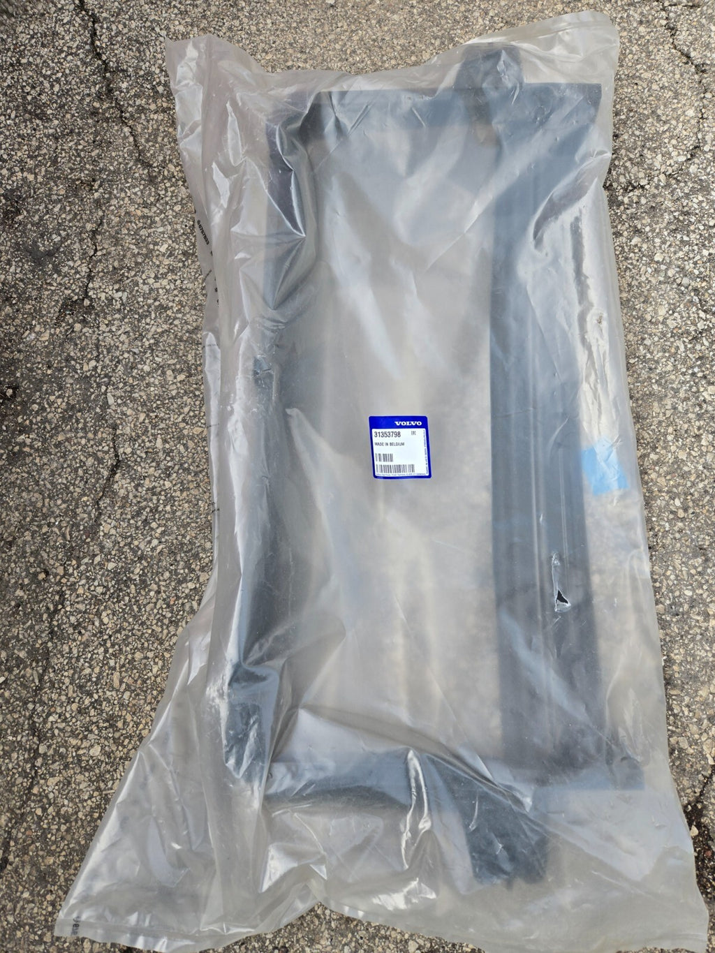 2016-2024 Volvo XC90 Air Guide 31353798 OEM