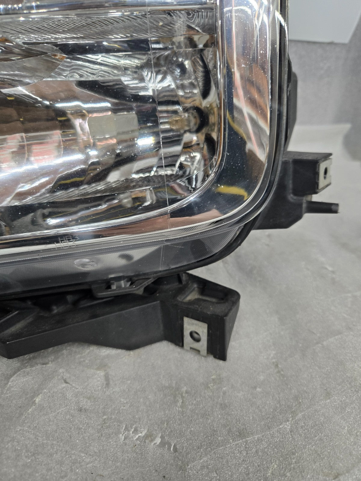 2015-2017 Ford F150 Left LH Driver Headlight Assembly FL34-13006-AU OEM