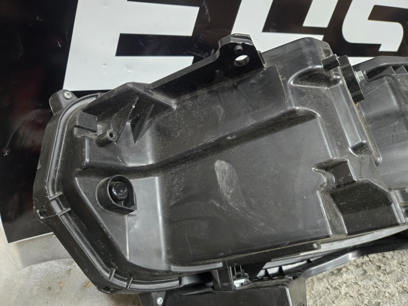2023-2025 Honda CRV Headlight Right RH Passenger Side LED Headlight OEM *Chrome