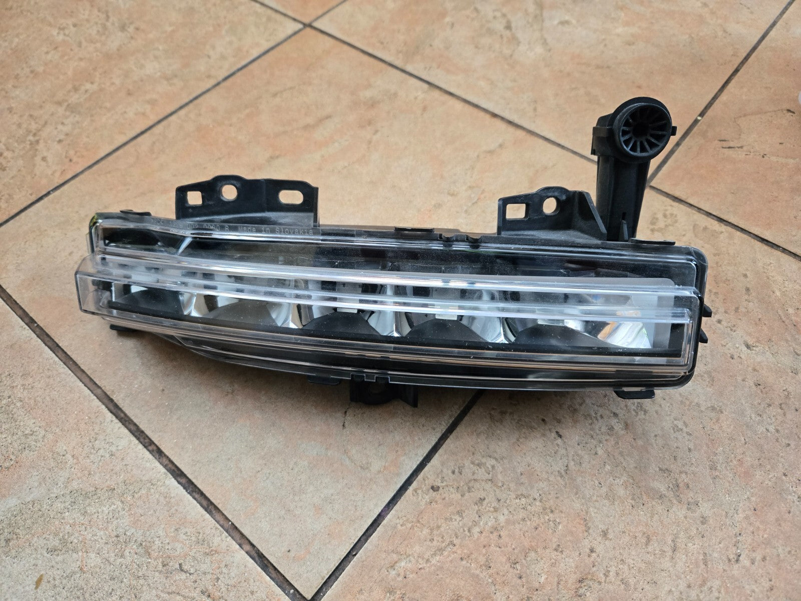 2022-2023 Range Rover Vogue L460 Right Passenger LED Foglight OEM M8E215200AC