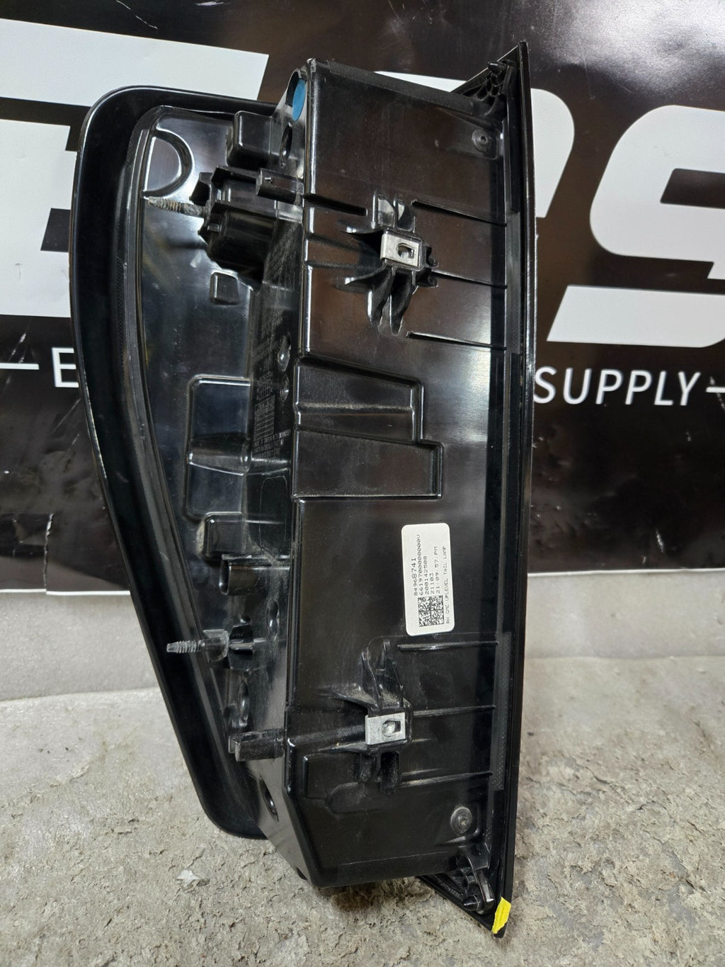 2019-2023 GMC Sierra 1500 Tail Light FULL LED Right Passenger RH OEM 84968741