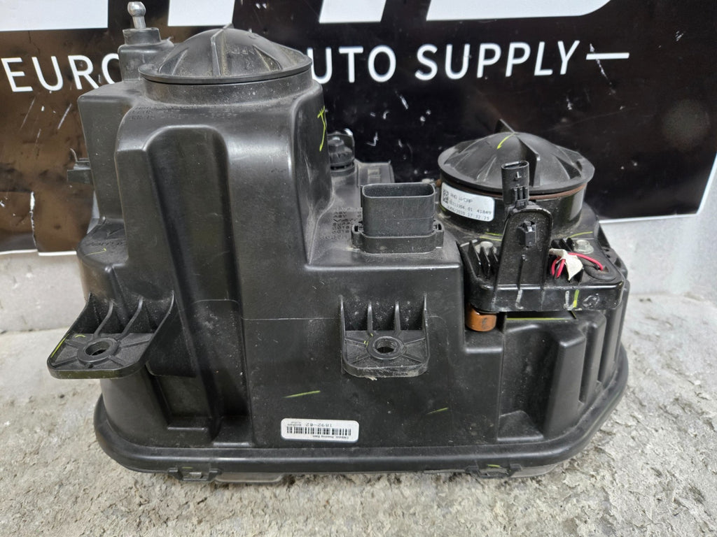 2019-2023 Dodge Challenger Driver Left LH Halogen Headlight W A/C Varroc OEM