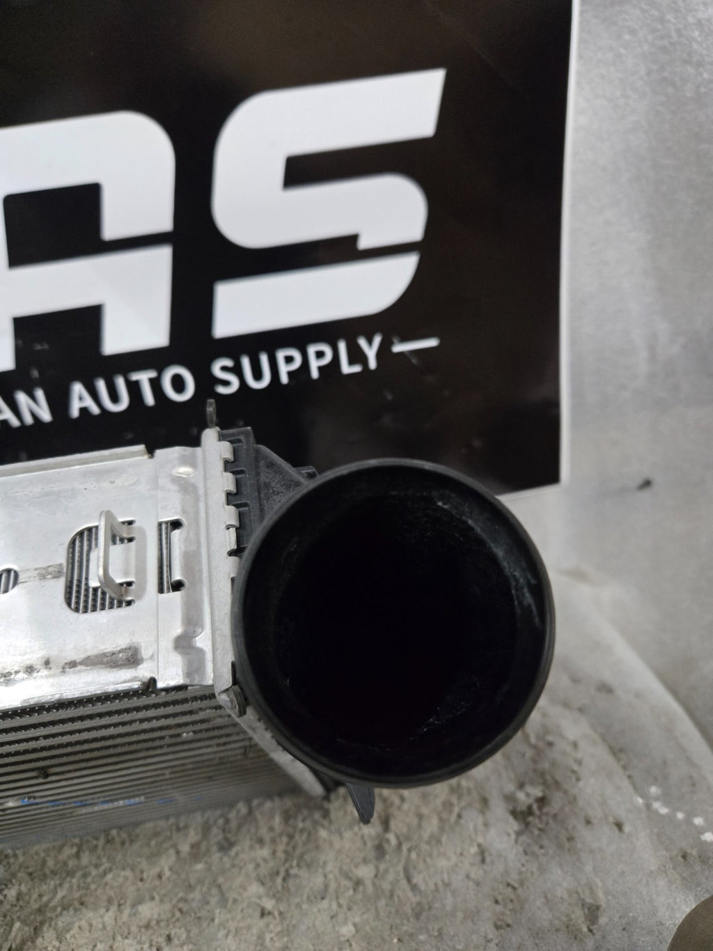 2019-2023 Bentley Continental GT Engine Air Inter Cooler 975145804A OEM