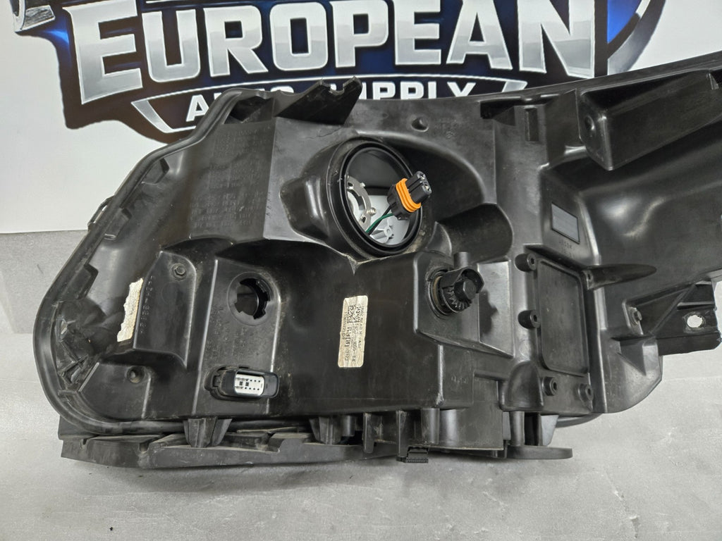 2016-2019 Ford Explorer LED Headlight Front Right RH Passenger HB5313005BB OEM