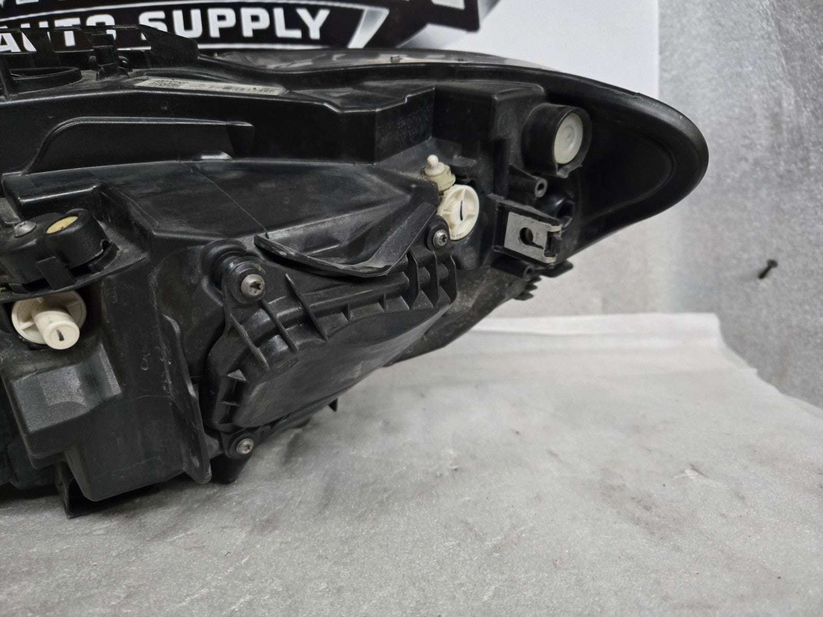2018-2021 BMW 2 Series F22 F23 F87 M2 LCI Adaptive LED Headlight RH OEM 7469788