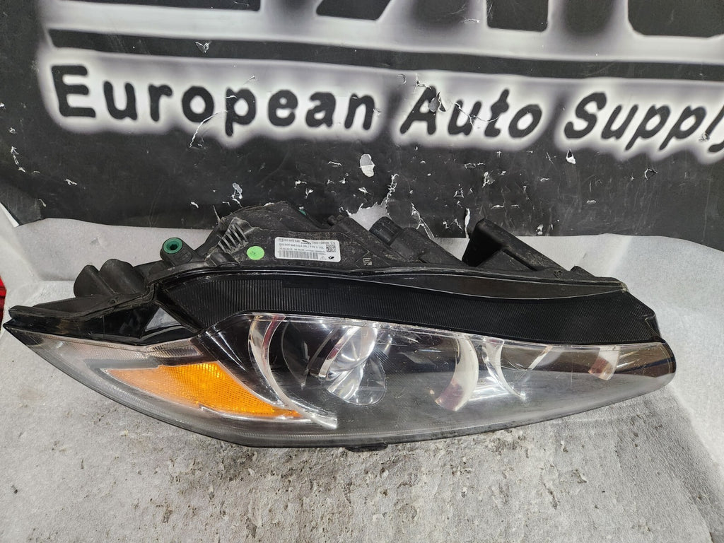 2012-2015 Jaguar XF Front Right Passenger Side HID Headlight Xenon OEM