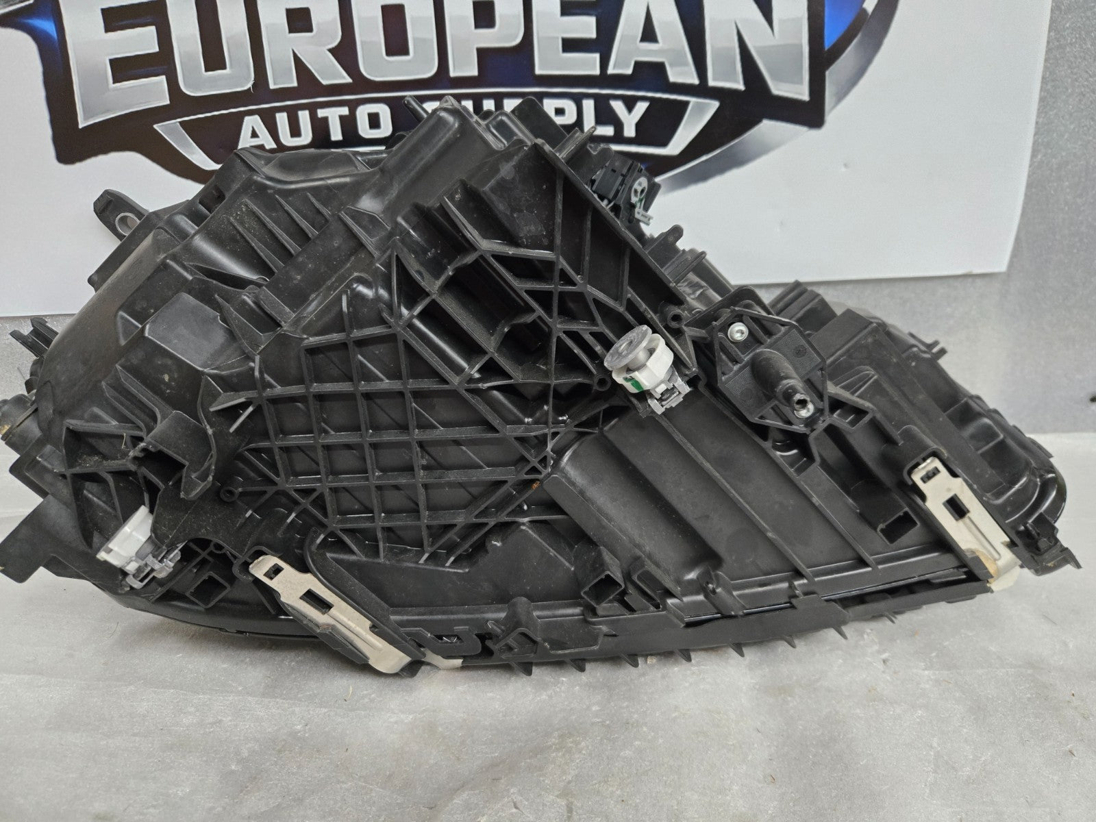 2020-2022 BMW 7 Series G11 G12 740 750i Left LH Driver LED Headlight OEM 9447621
