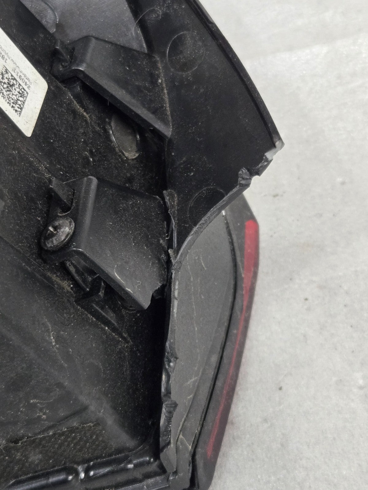 2025 2026 KIA K5 Right RH Passenger LED Tail Light OEM 92402-L2650