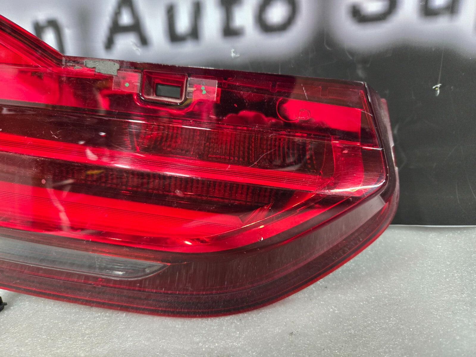 2016-2019 BMW G11 G12 740i 750i Rear Left LH Driver Side LED Inner Taillight OEM