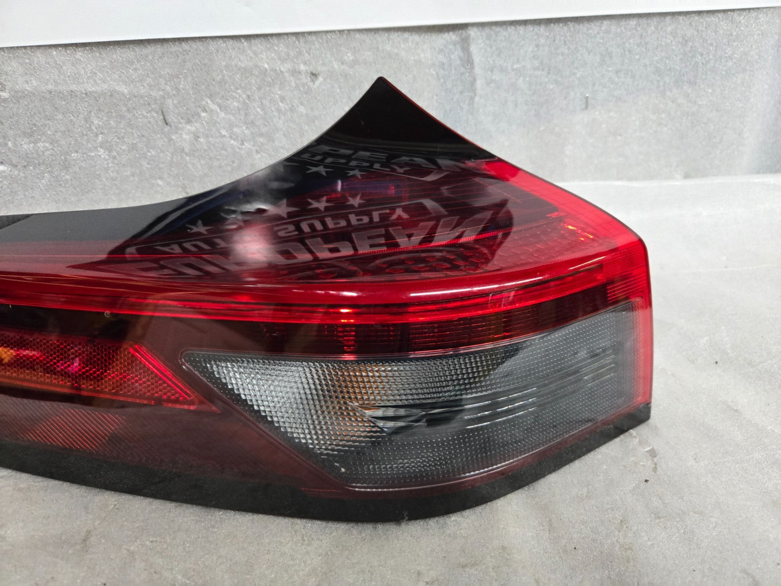 2021-2024 Nissan Rogue LED w/ Halogen Tail Light Driver Left LH OEM 26555-6RR0C