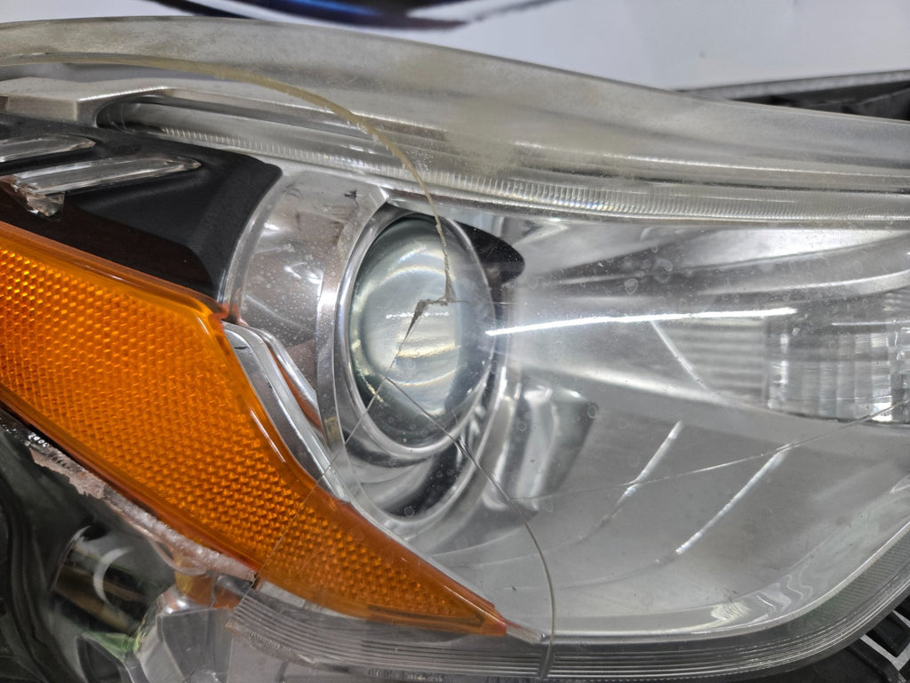 2014 2015 2016 2017 MASERATI QUATTROPORTE HEADLIGHT RIGHT RH 670006567 XENON OEM