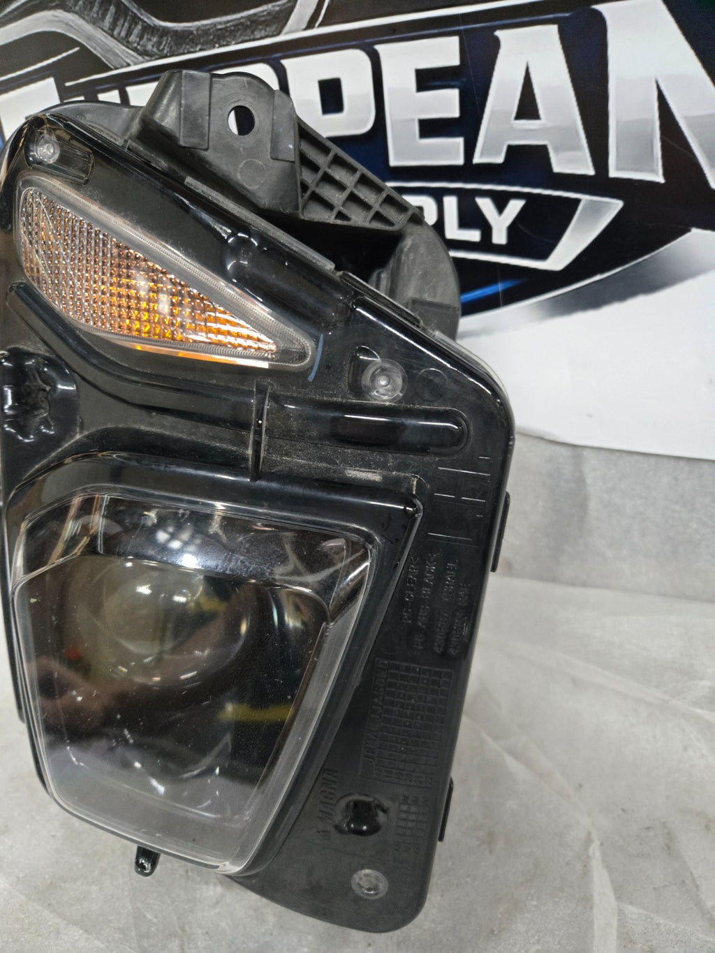 2019-2022 Chevy Blazer HID Xenon Headlight Left LH Driver OEM 84987046