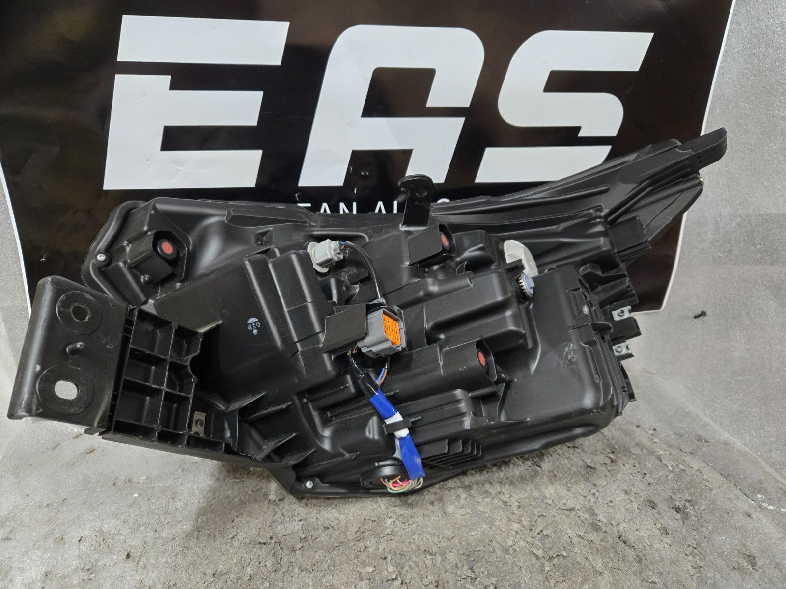 2025 2026 Subaru Forester Black LED Right RH Passenger Side Headlight OEM K5