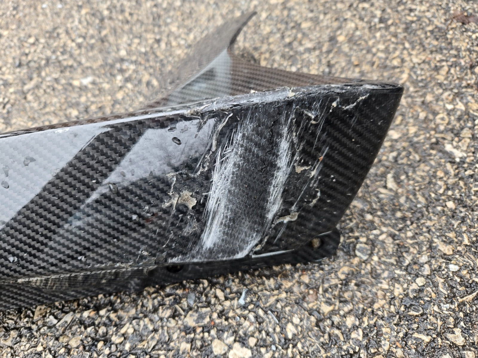 *Damaged* 2018 - 2020 BMW M5 F90 Front Left Right Carbon Fiber Splitter Set OEM