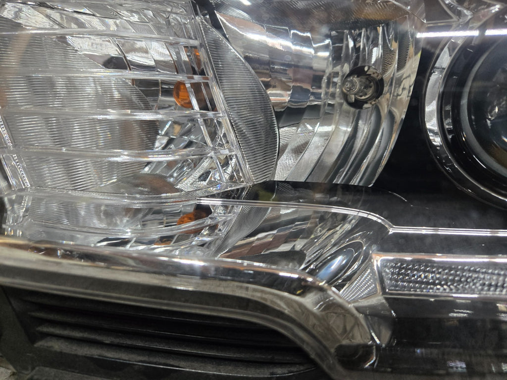 2016-2023 Toyota Tacoma Headlight Halogen LEFT LH Driver Side Genuine OEM