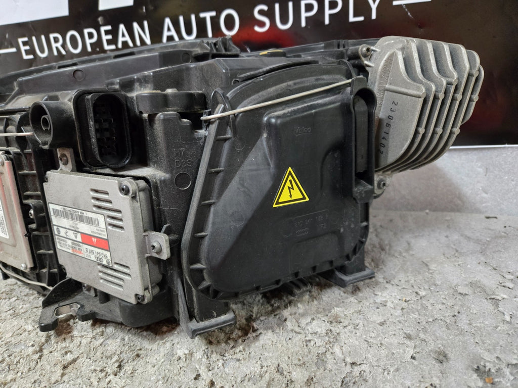 2013-2017 Audi Q5 SQ5 Xenon HID Headlight RH Right Non-AFS OEM W/ Modules!
