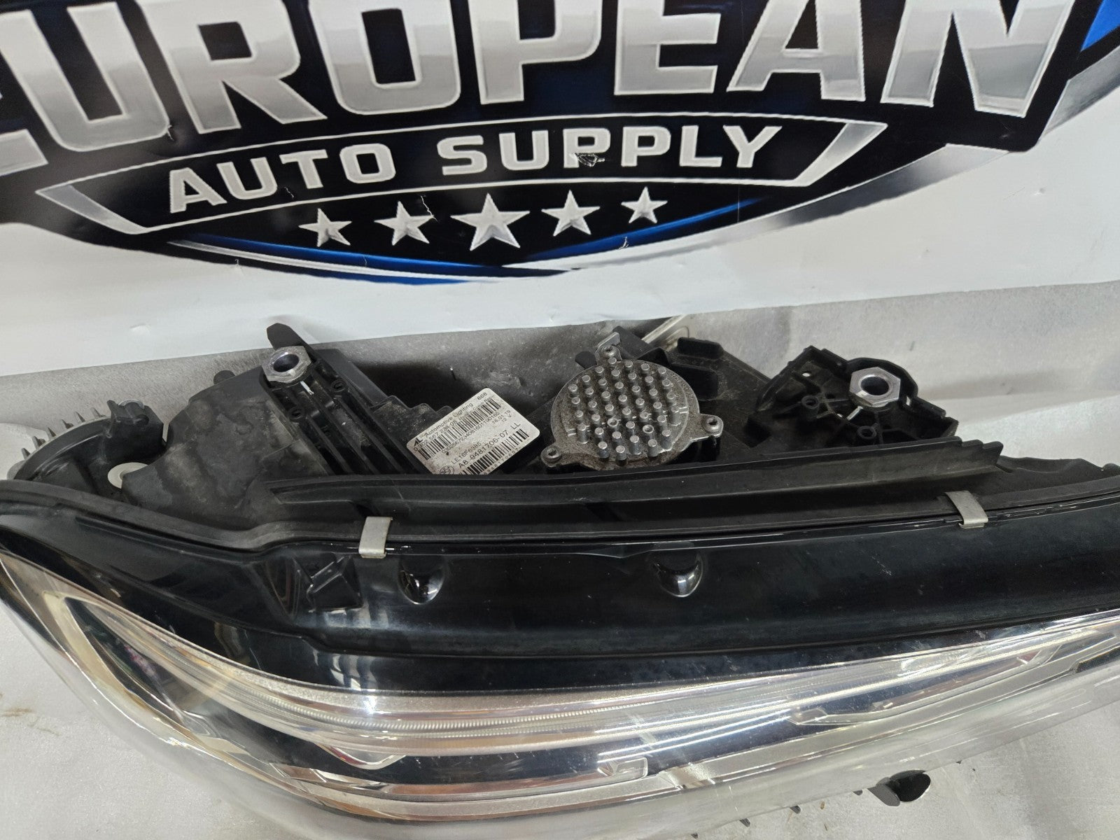 2019-22 BMW 330i M340i G20 RH Right LED Headlight COMPLETE OEM 63118496160