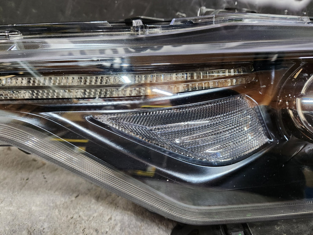 2017-2020 Maserati Levante Headlight Xenon HID LH Left Driver Side Non-AFS OEM