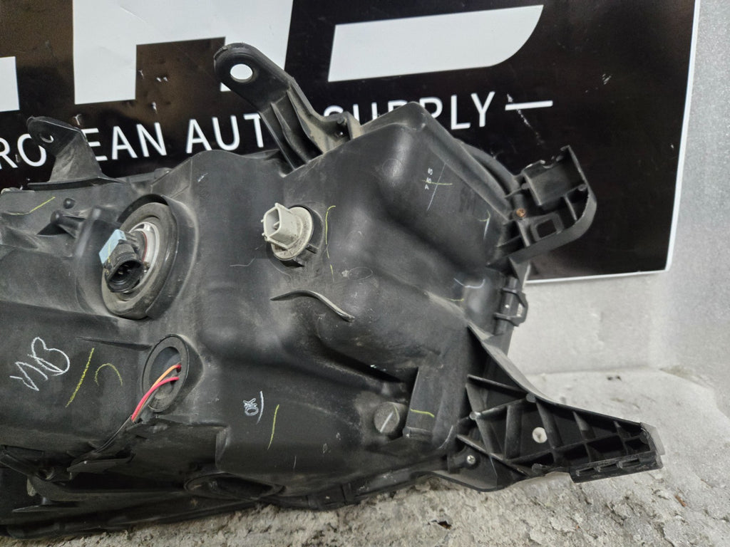 2016-2023 Toyota Tacoma Headlight Halogen LEFT LH Driver Side Genuine OEM