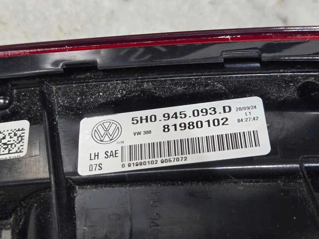 2022 VOLKSWAGEN GOLF R MK8 LEFT DRIVER INNER TRUNK LID TAILLIGHT TAIL LAMP OEM