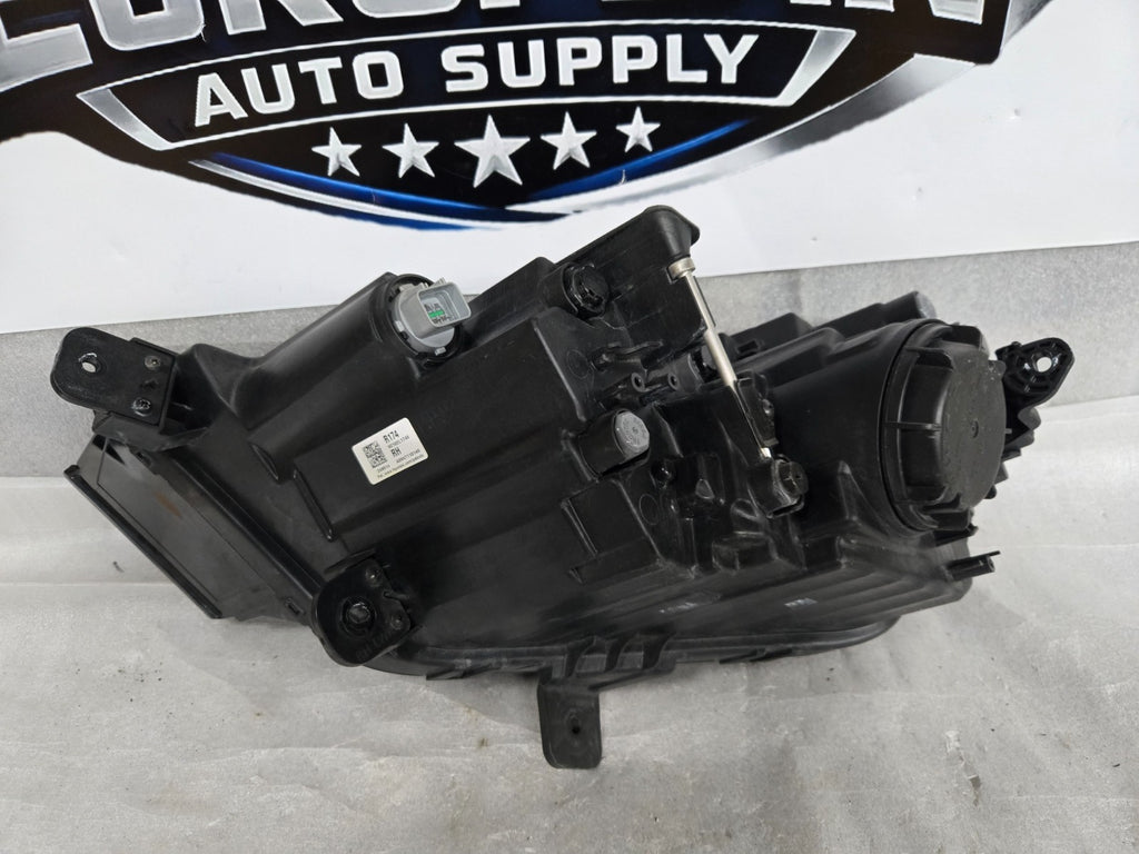 2024-2025 Hyundai Sonata Projector LED Headlight RH Passenger OEM 92102L1740