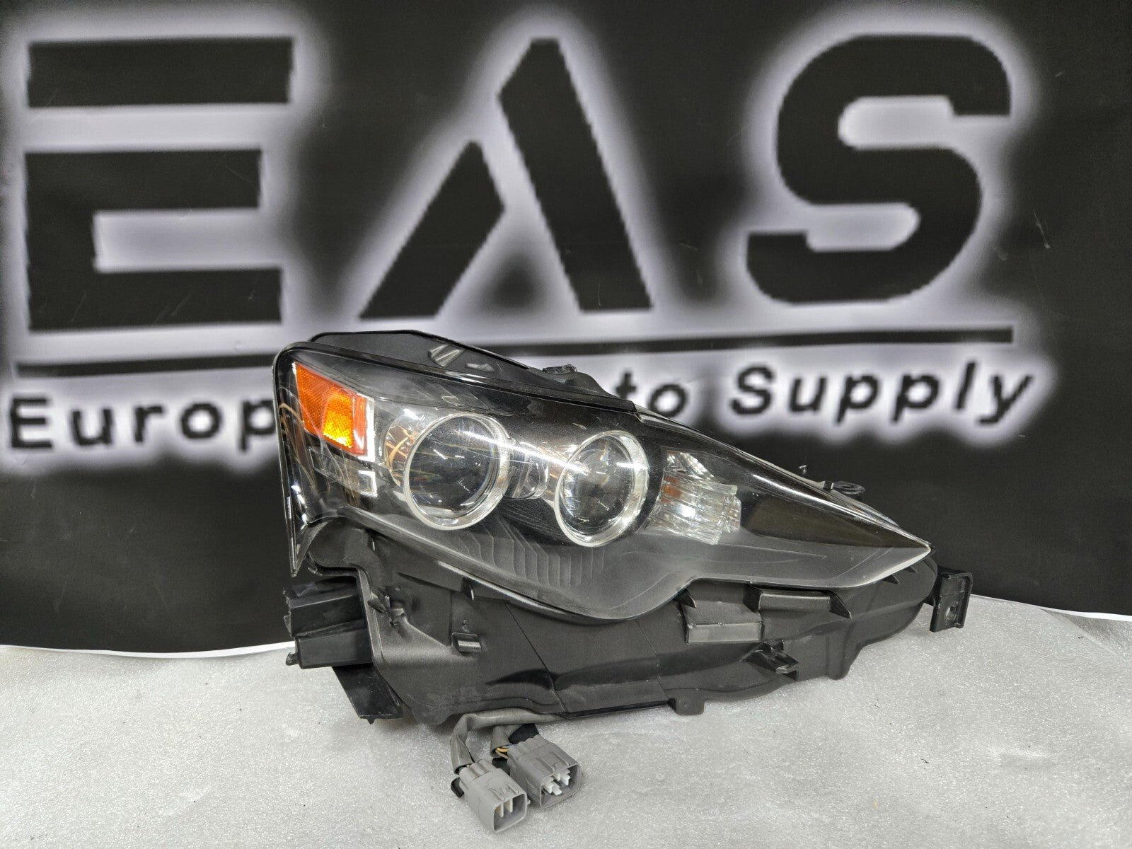 2014-2016 Lexus IS300 Right RH Passenger Side Headlight LED OEM 8118553750