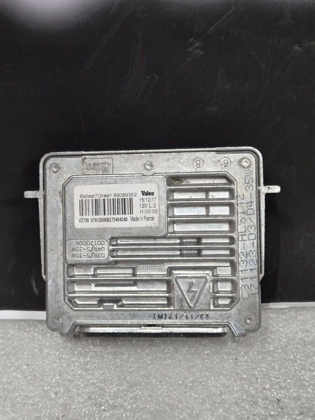 OEM Valeo 7Green Xenon HID Headlight Ballast Control Module 89089352